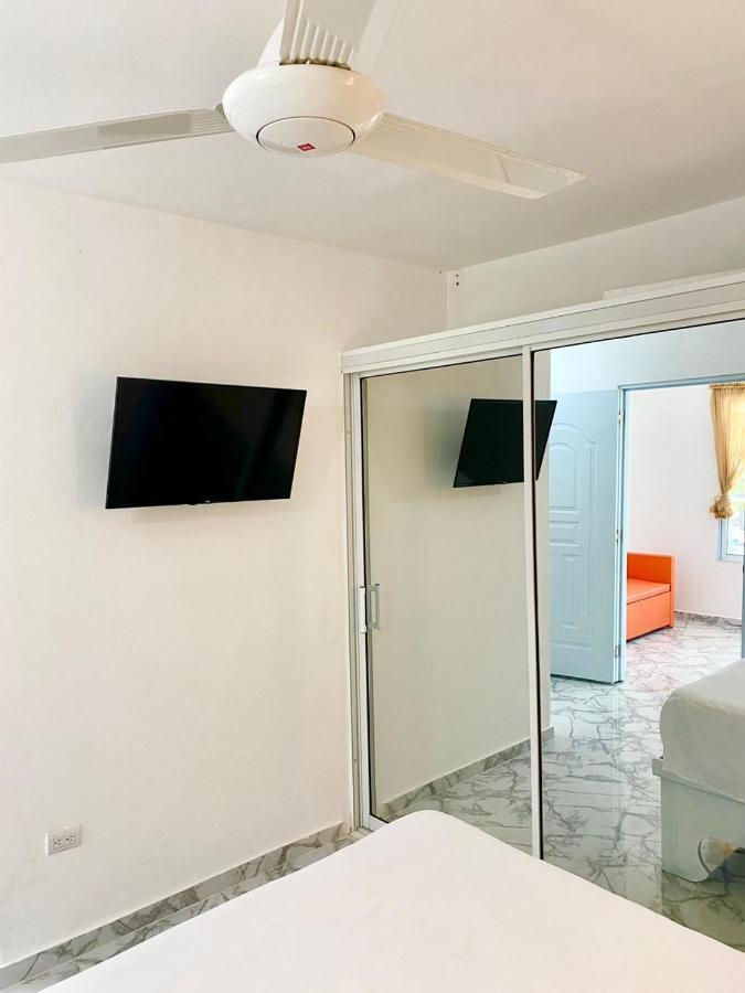 Apartamentos Felix Лас Теренас Екстериор снимка